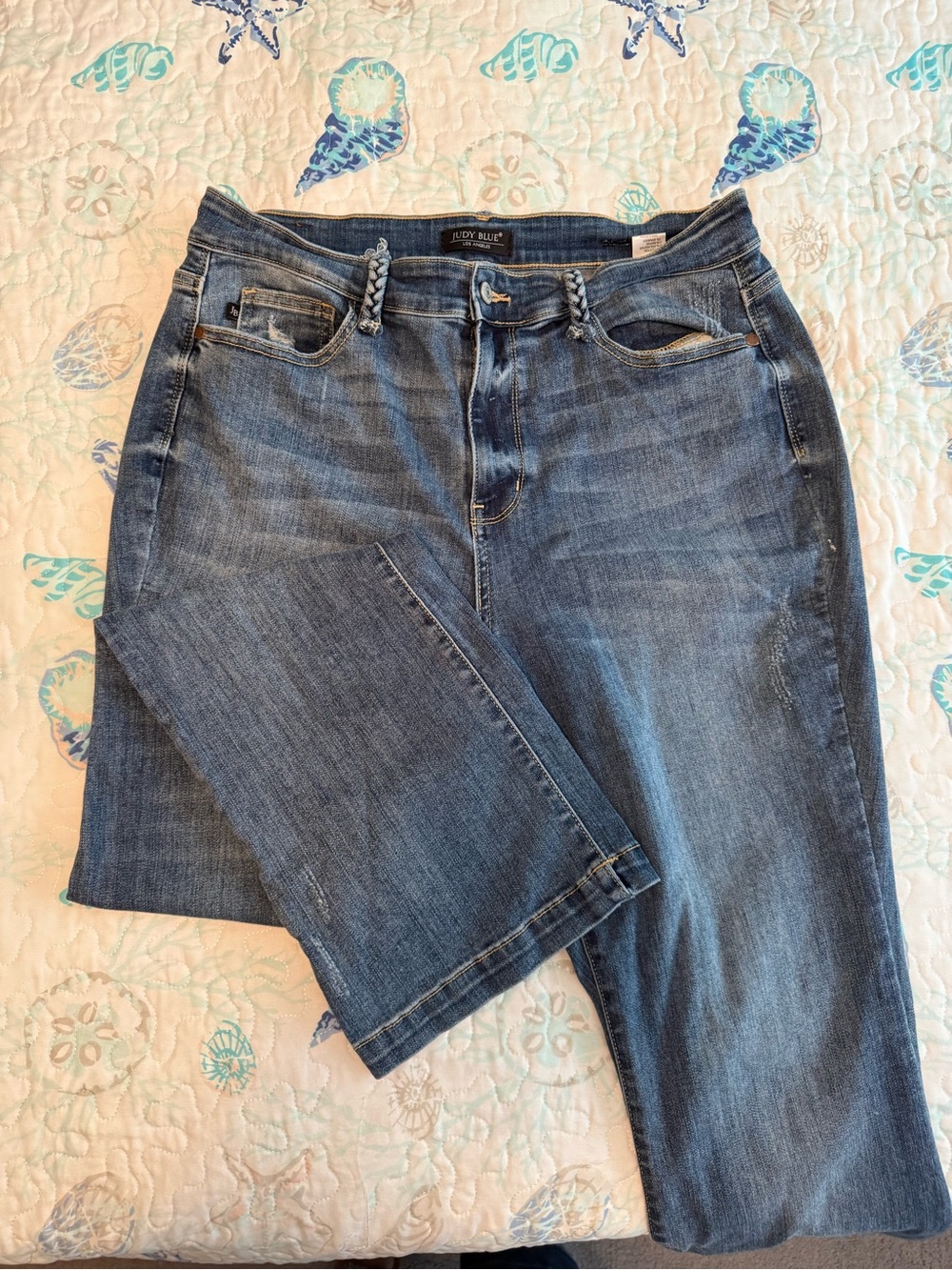 Judy Blue Medium Blue Straight-Leg Jeans with Braided Belt Loops